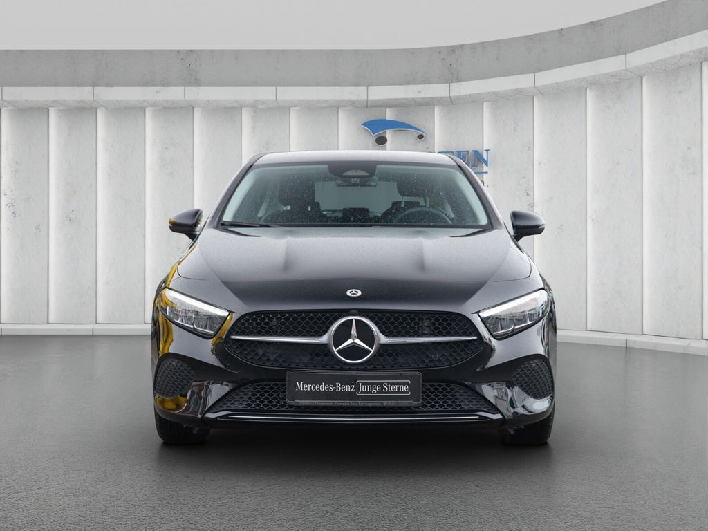 Mercedes-Benz A 180 2024