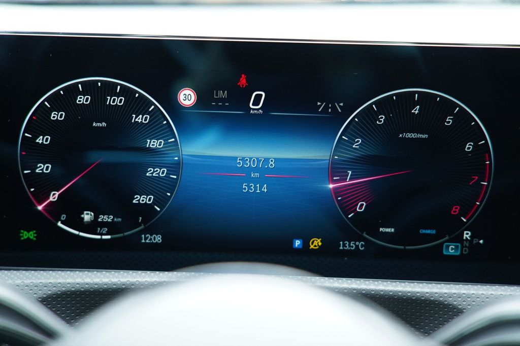 Mercedes-Benz A 180 2024