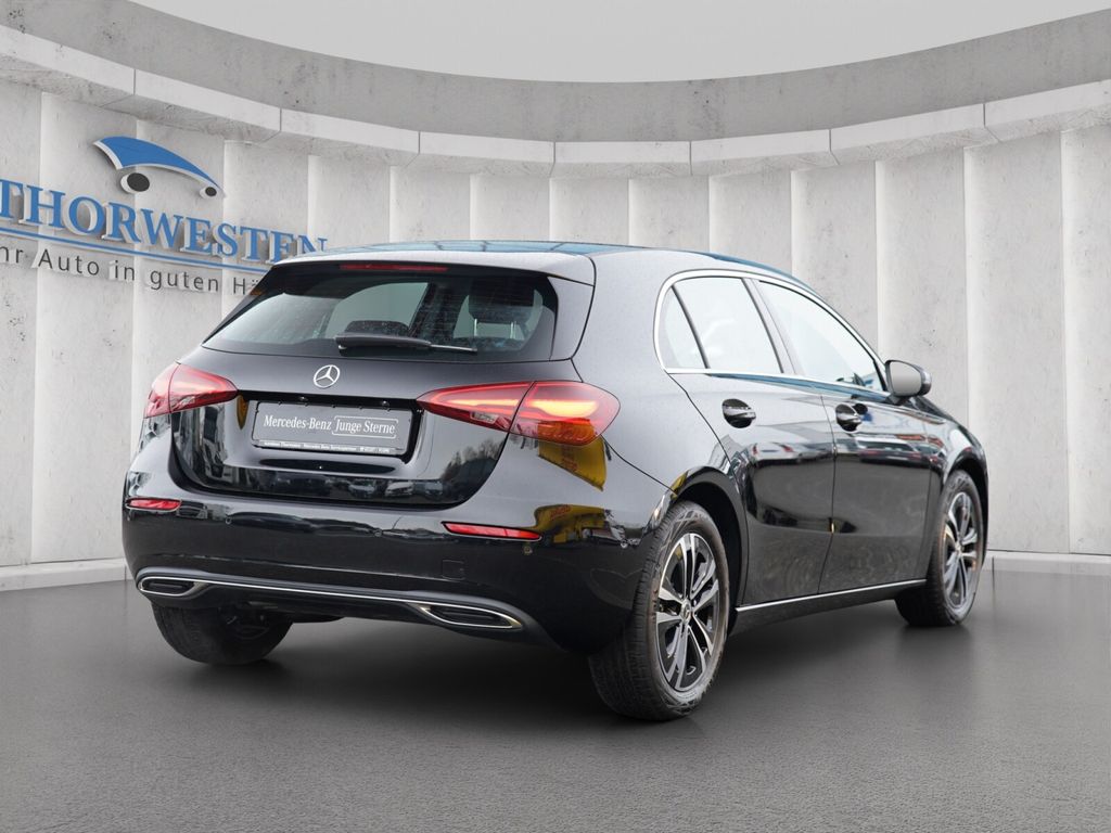 Mercedes-Benz A 180 2024