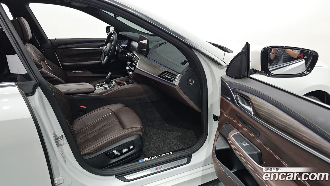 BMW Gran Turismo 2021