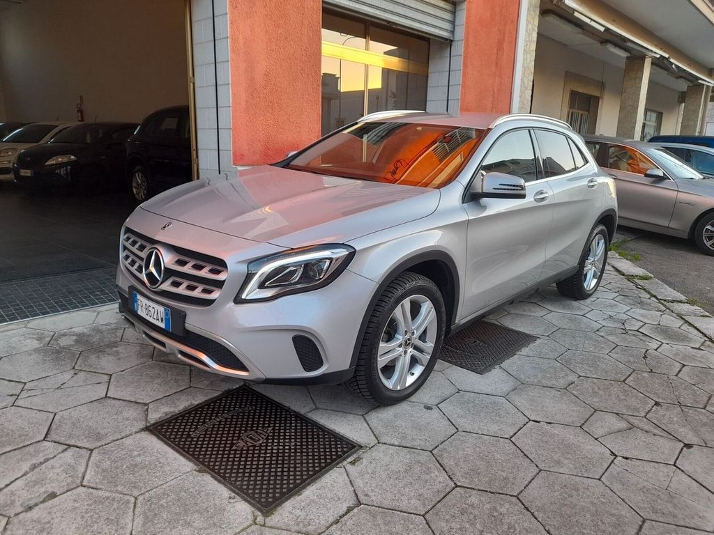 Mercedes-Benz GLA 180 2018