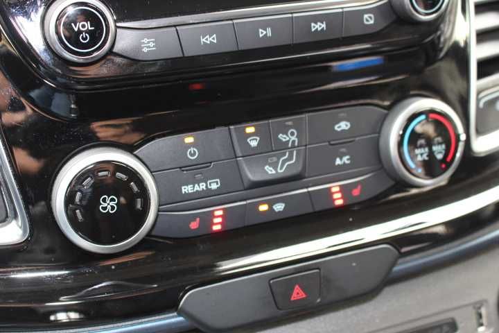 Ford Tourneo Custom 2024