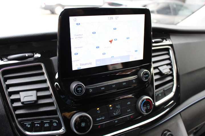 Ford Tourneo Custom 2024