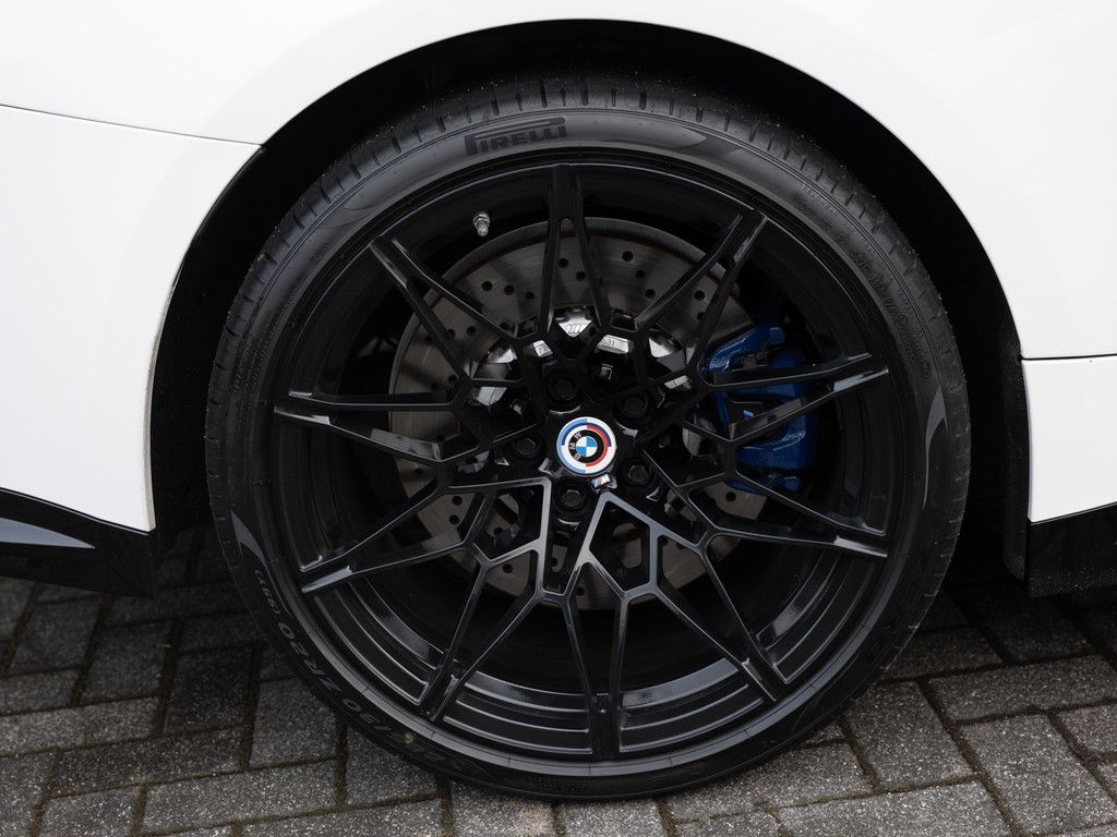 BMW M4 2023