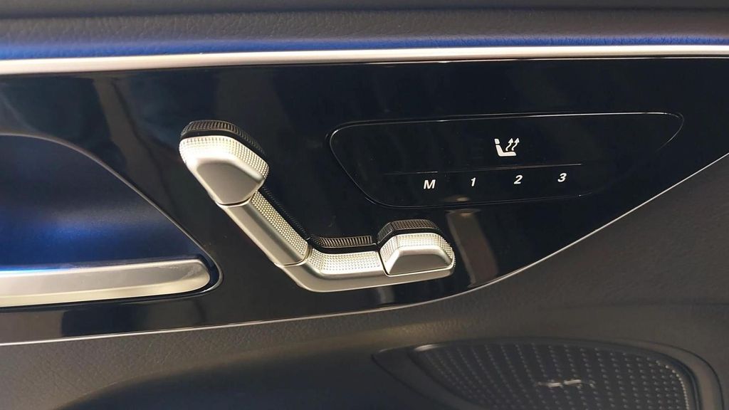 Mercedes-Benz C 300 2024