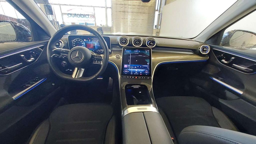 Mercedes-Benz C 300 2024