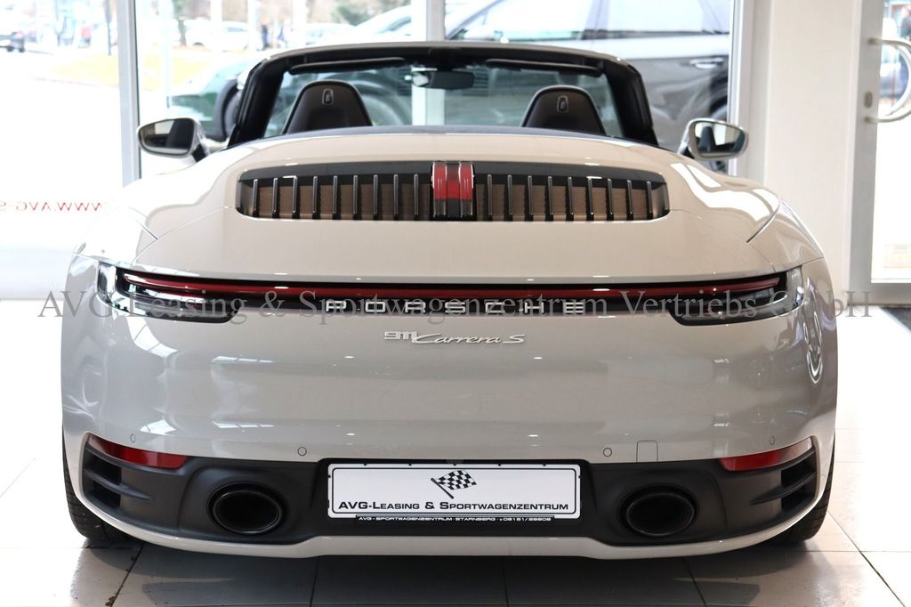 Porsche 992 2024