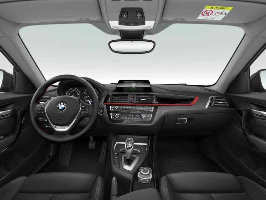 BMW 230 2021