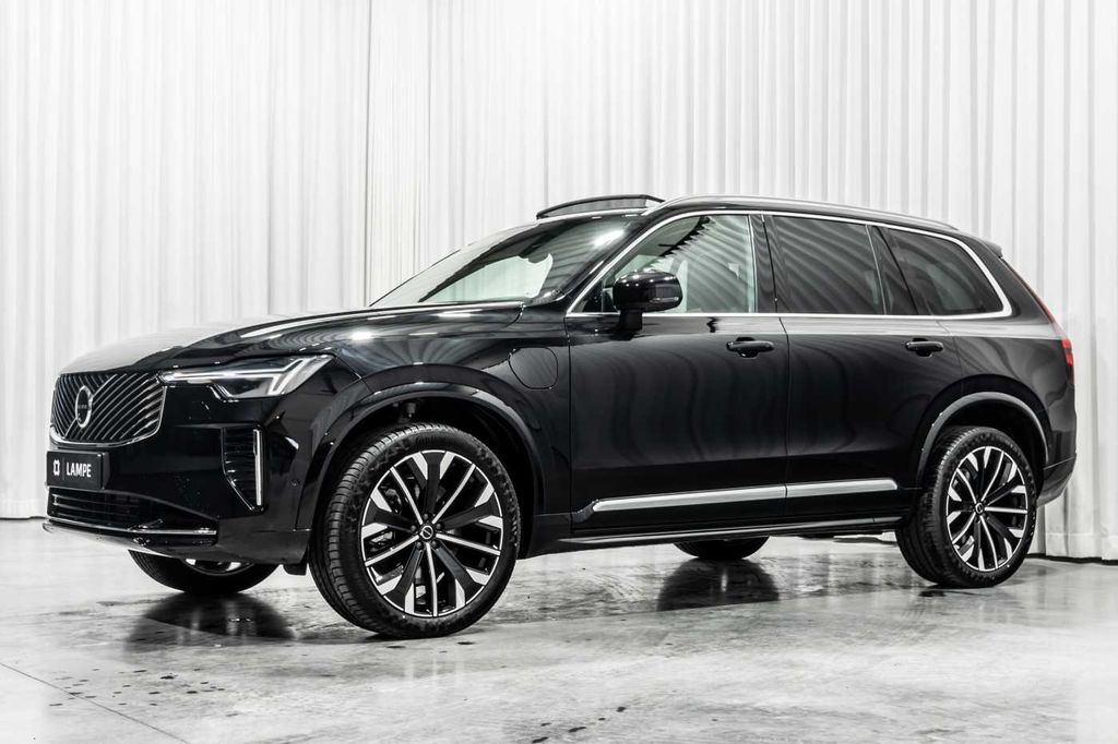 Volvo XC90 2025