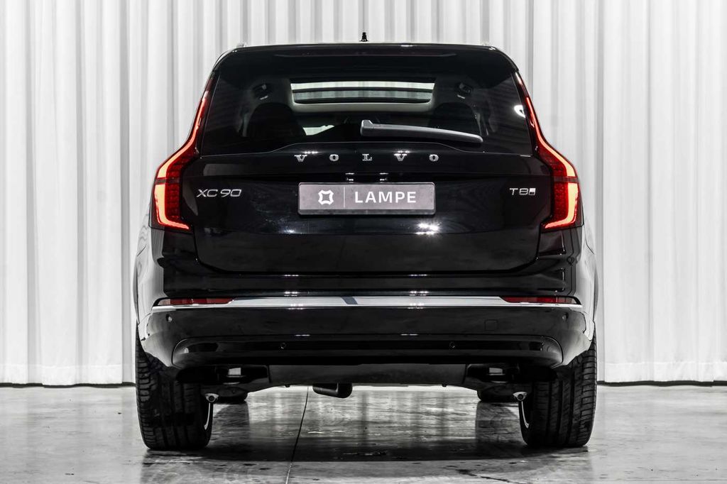 Volvo XC90 2025
