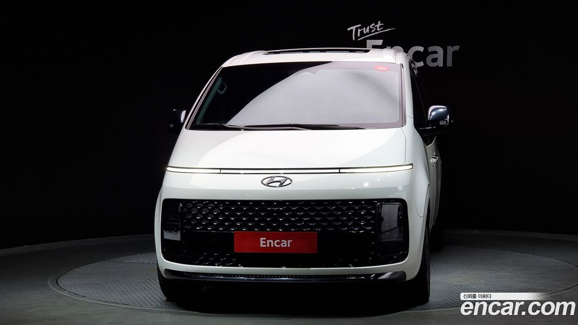 Hyundai Staria 2023