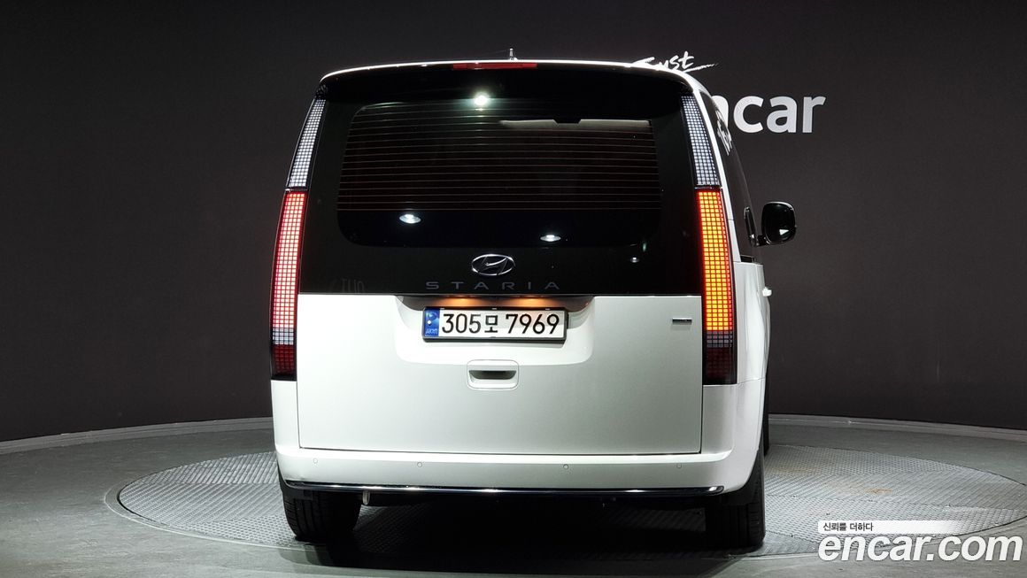 Hyundai Staria 2023