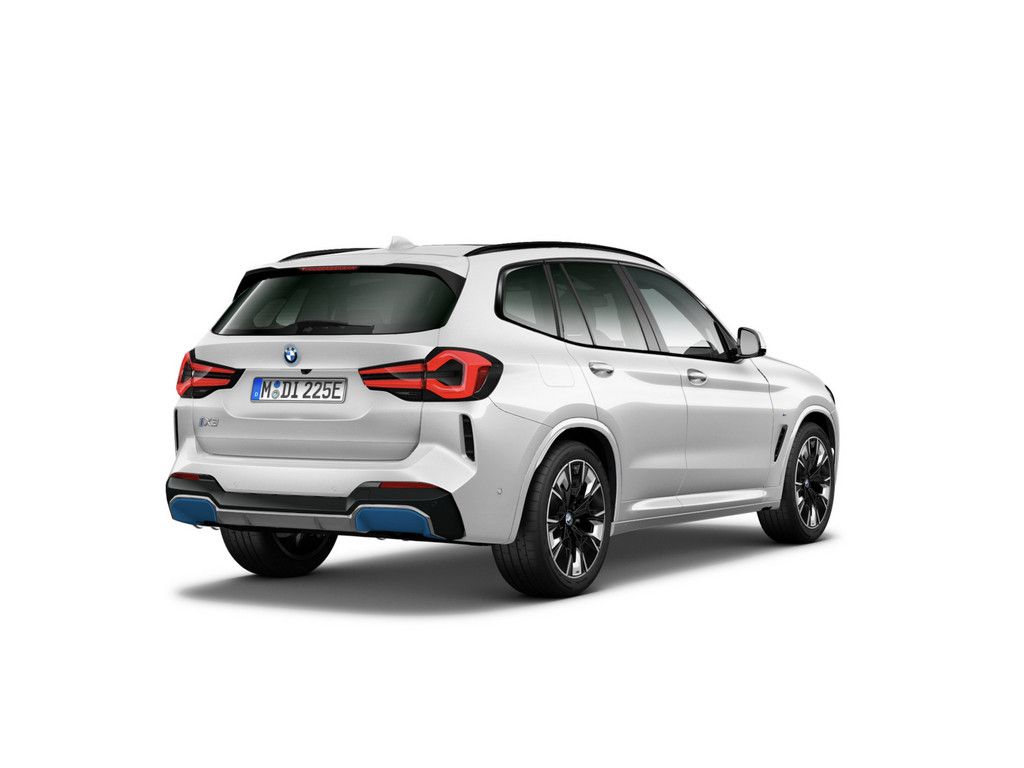 BMW iX3 2022