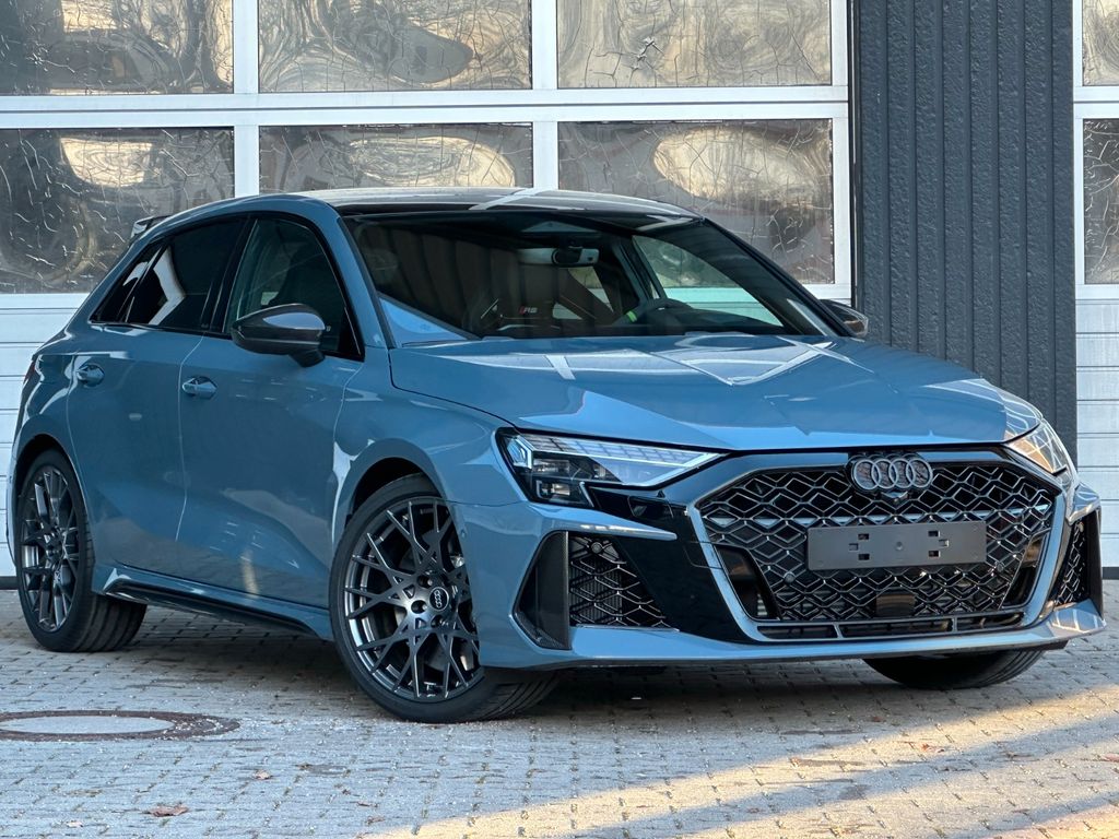 Audi RS3 2025
