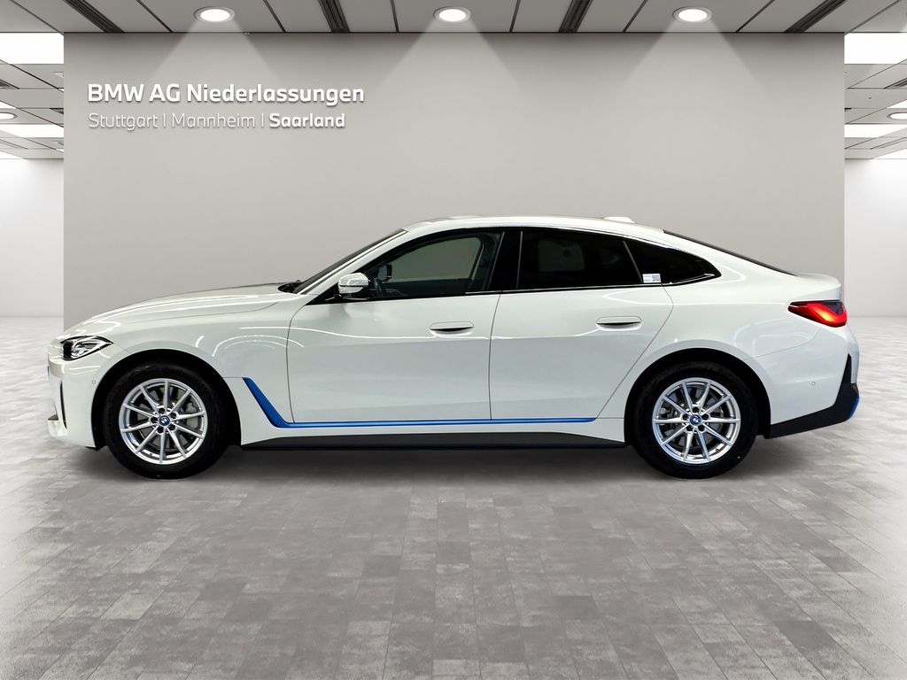 BMW i4 2023