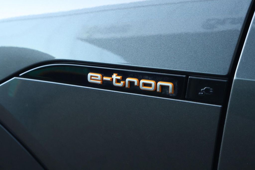 Audi e-tron 2020