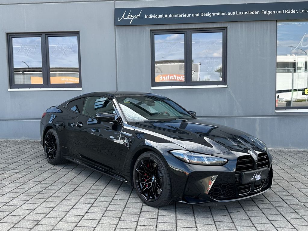 BMW M4 2025