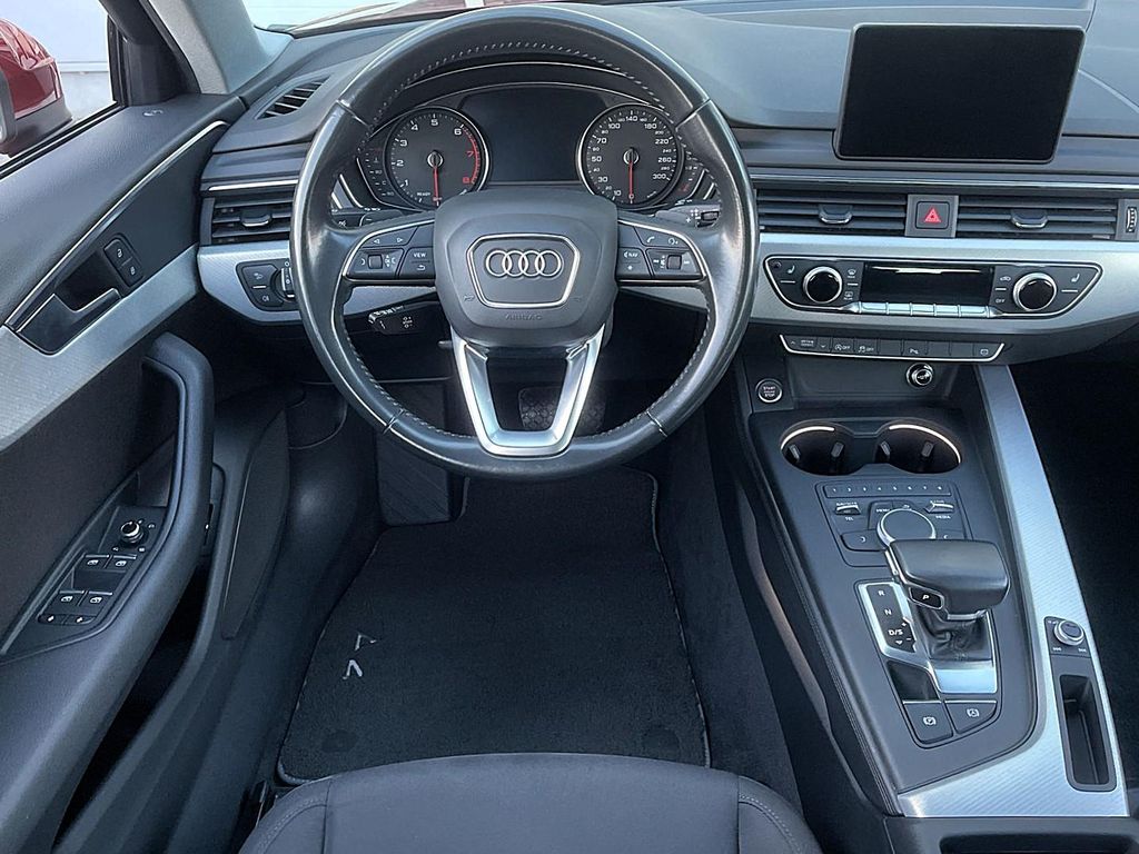 Audi A4 2019