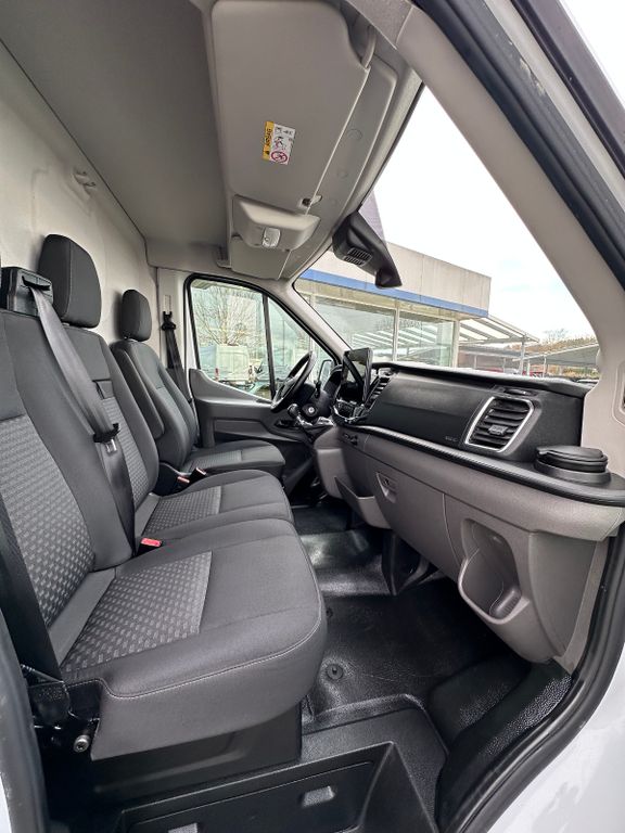Ford Transit 2025