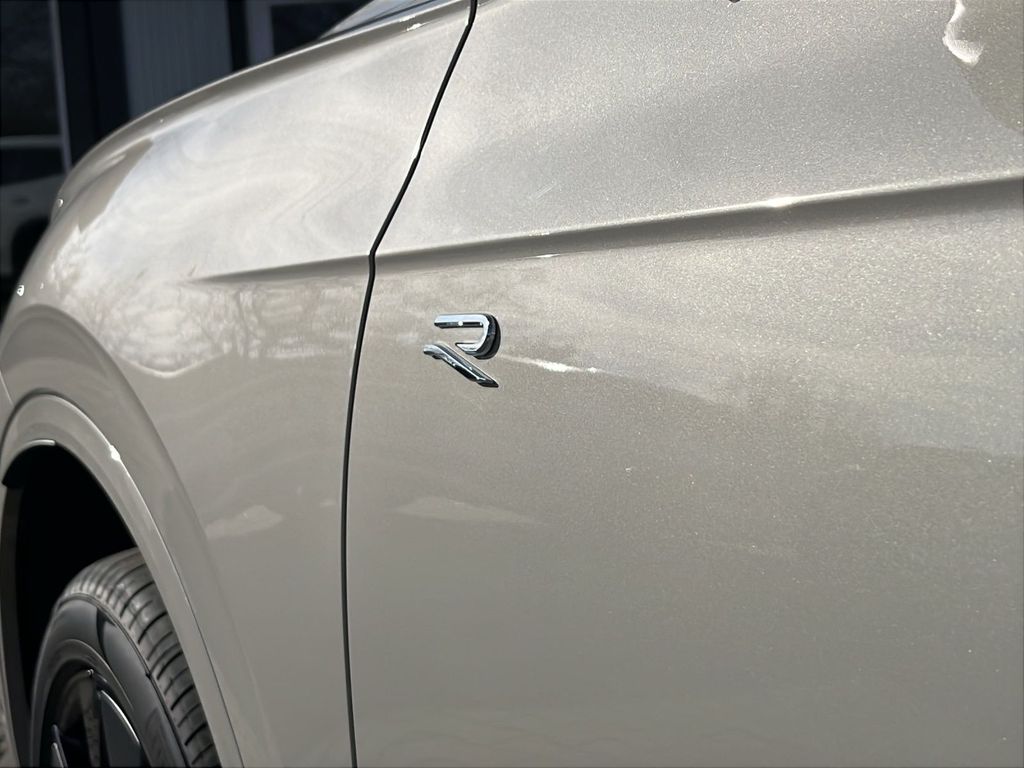 Volkswagen Touareg 2025