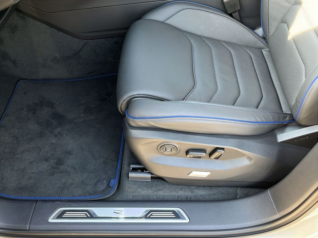 Volkswagen Touareg 2025