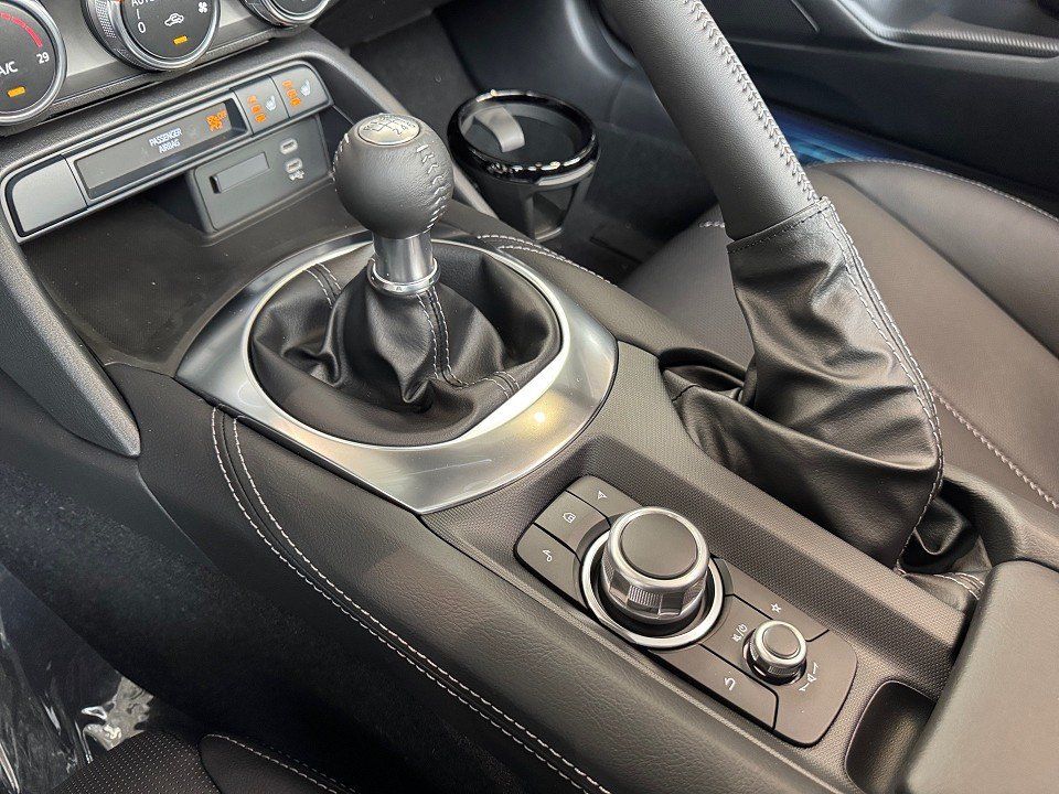 Mazda MX-5 2025