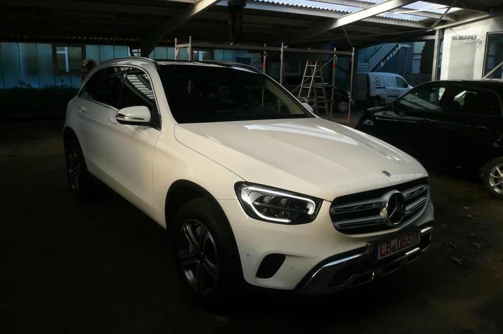 Mercedes-Benz GLC 300 2021