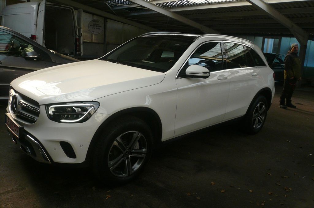 Mercedes-Benz GLC 300 2021
