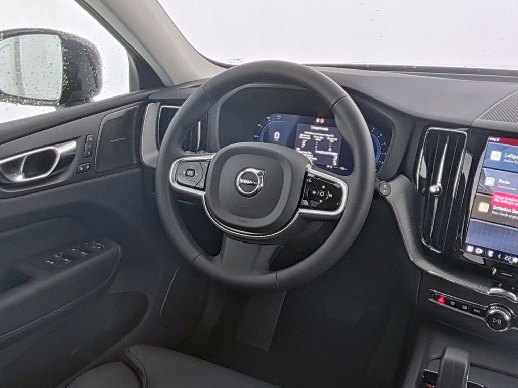 Volvo XC60 2025