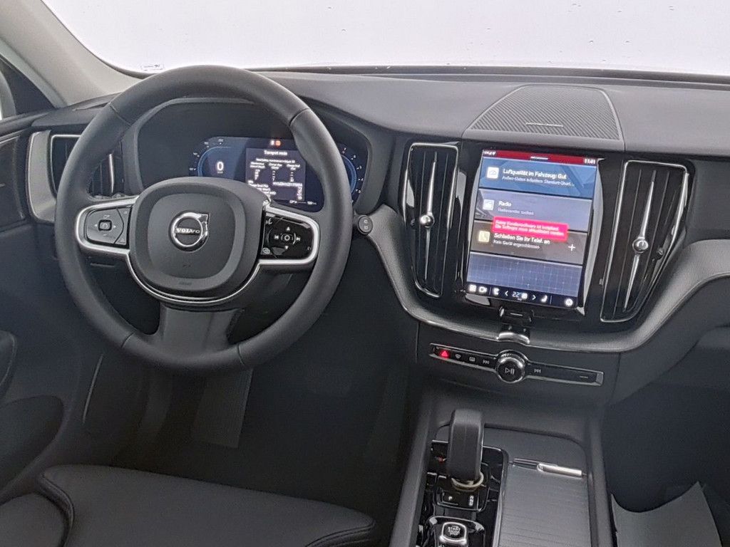 Volvo XC60 2025