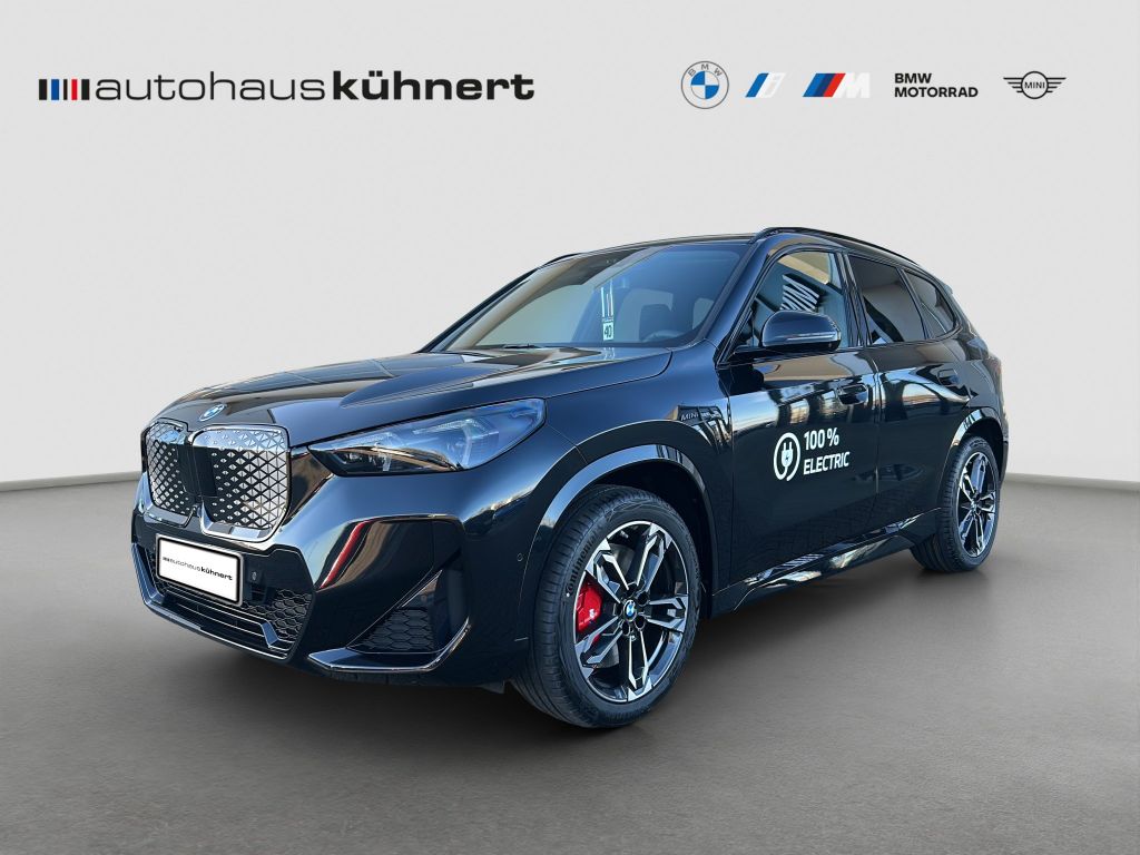 BMW iX1