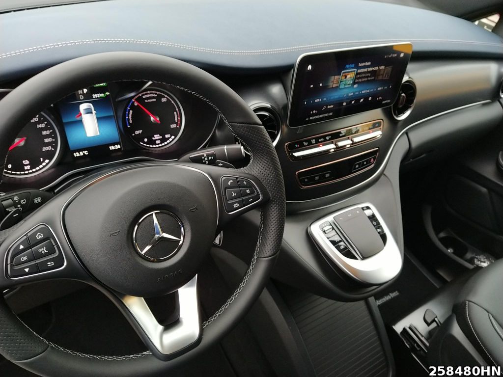 Mercedes-Benz EQV 2023