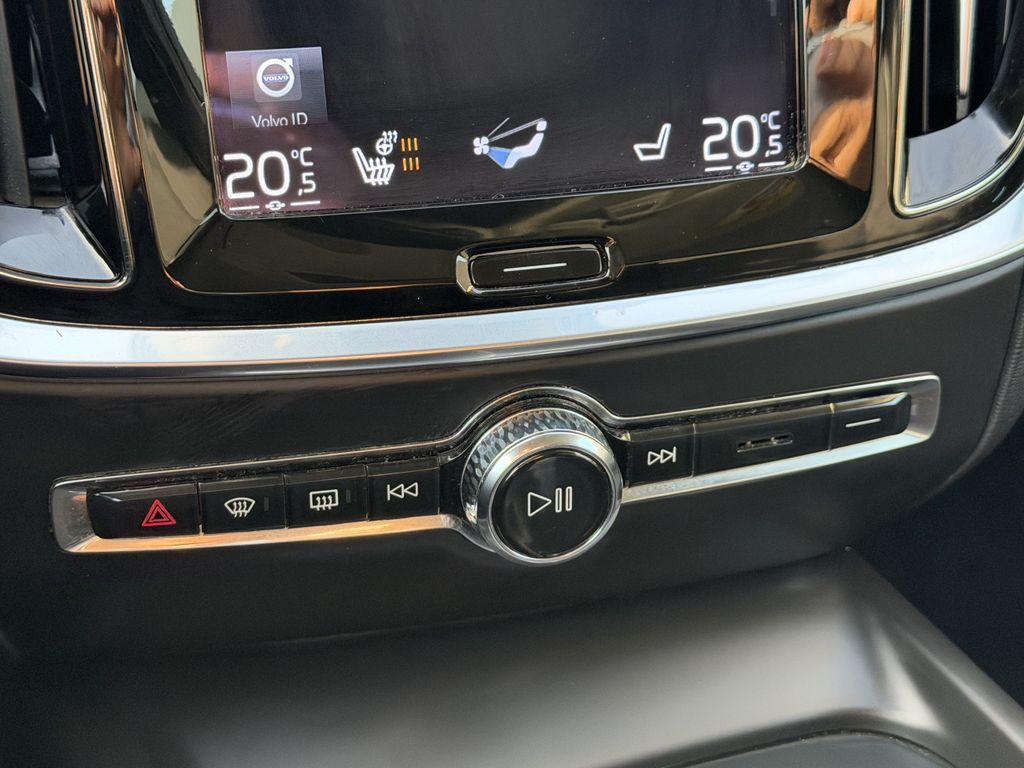 Volvo V60 Cross Country 2022