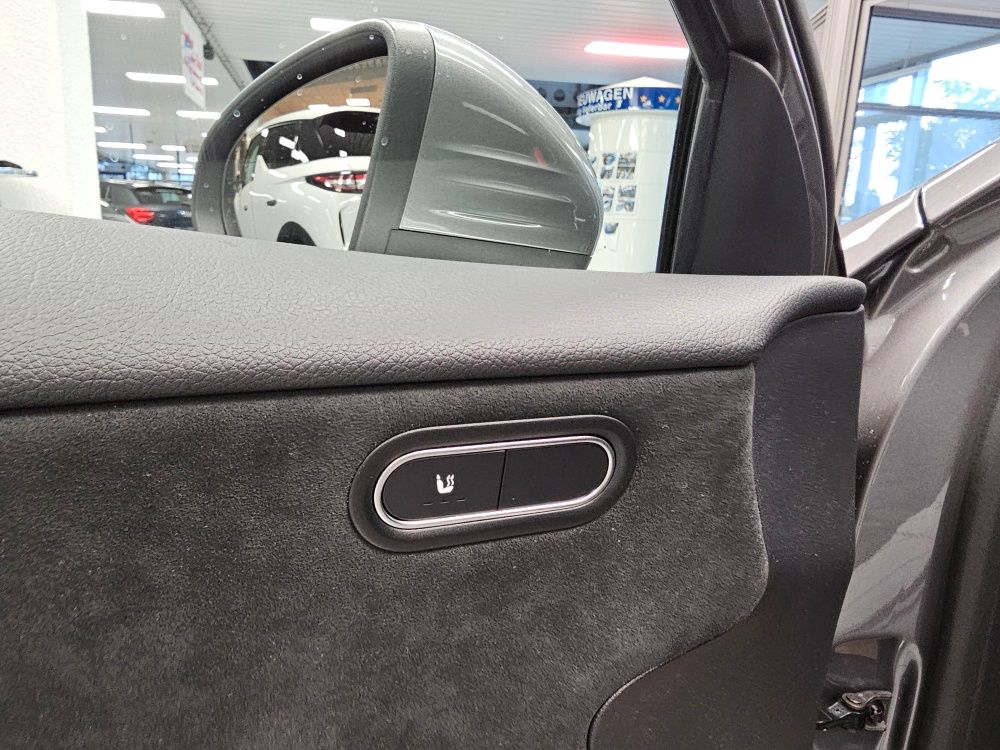 Mercedes-Benz A 180 2025