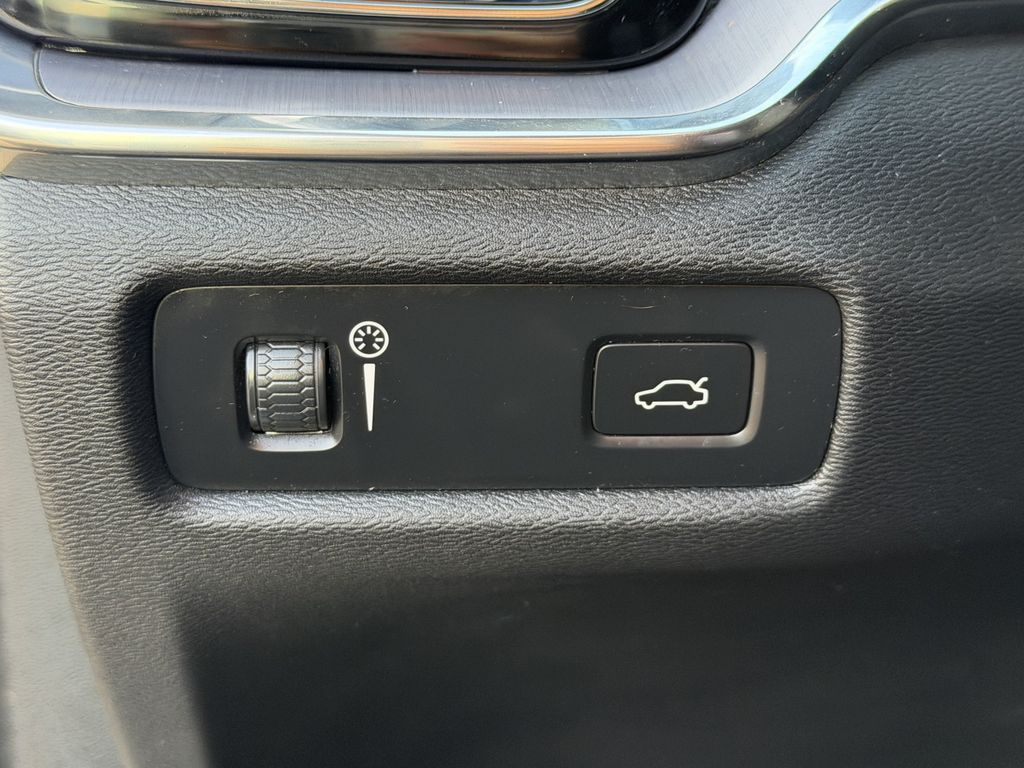 Volvo V60 Cross Country 2022