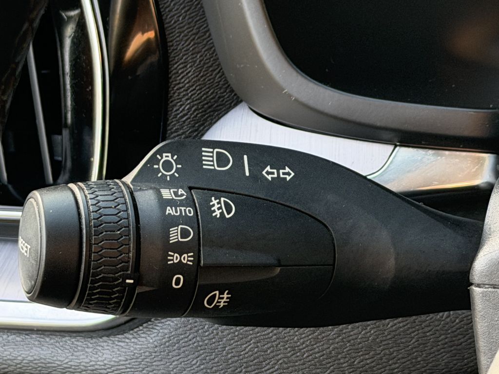 Volvo V60 Cross Country 2022