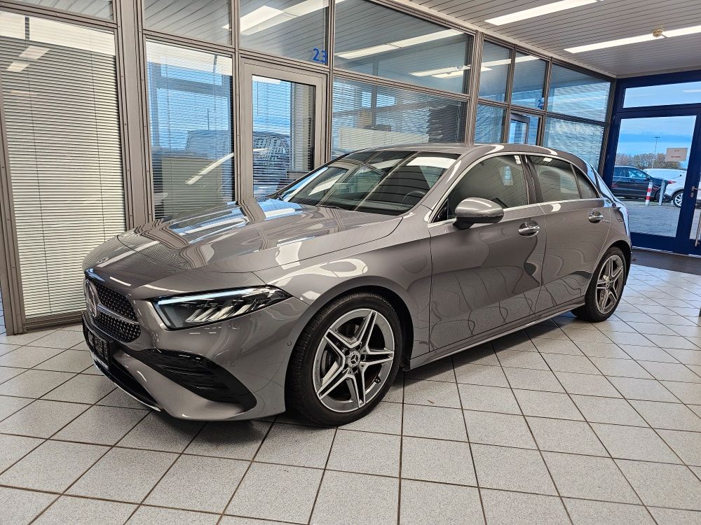 Mercedes-Benz A 180 2025