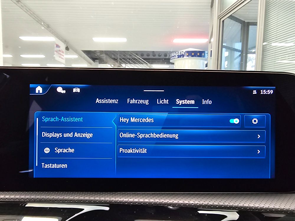 Mercedes-Benz A 180 2025