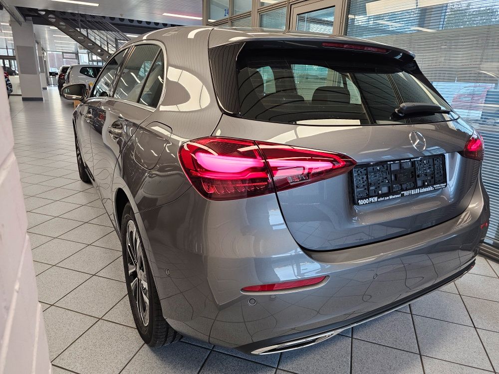 Mercedes-Benz A 180 2025