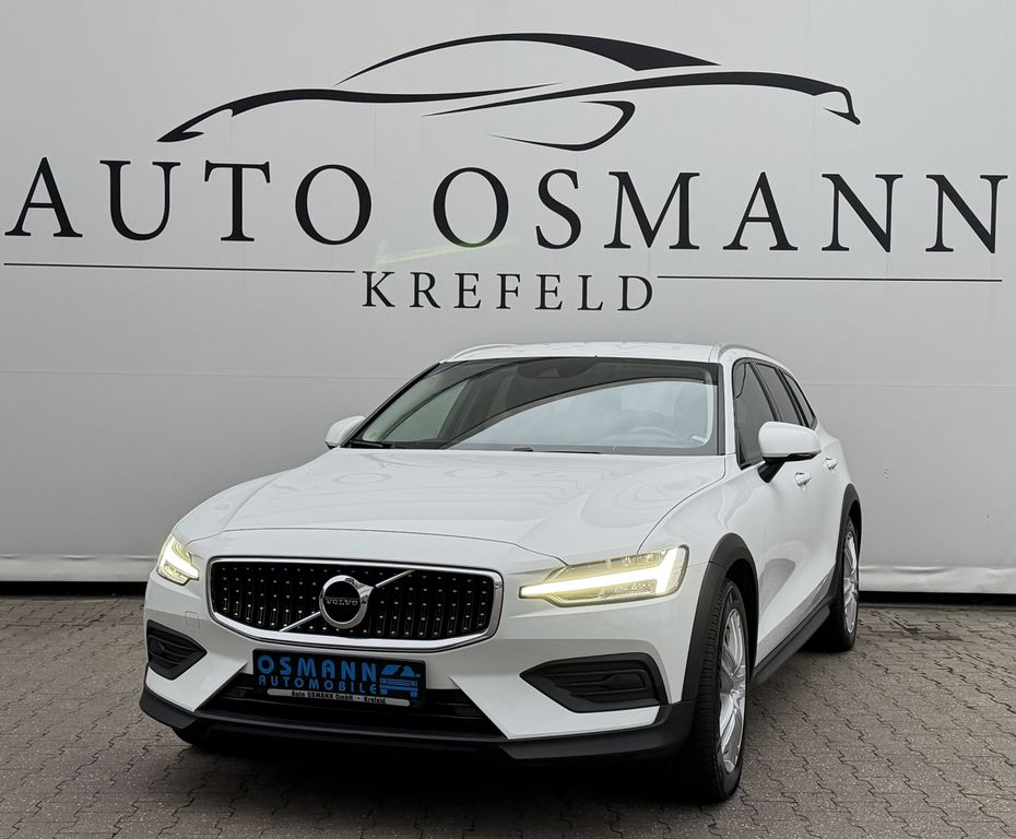 Volvo V60 Cross Country 2022