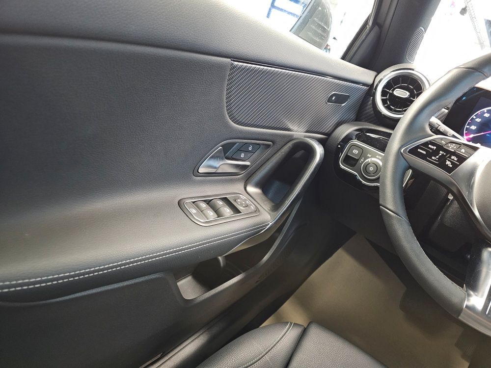 Mercedes-Benz A 180 2025
