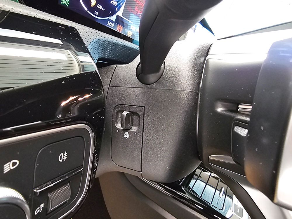 Mercedes-Benz A 180 2025