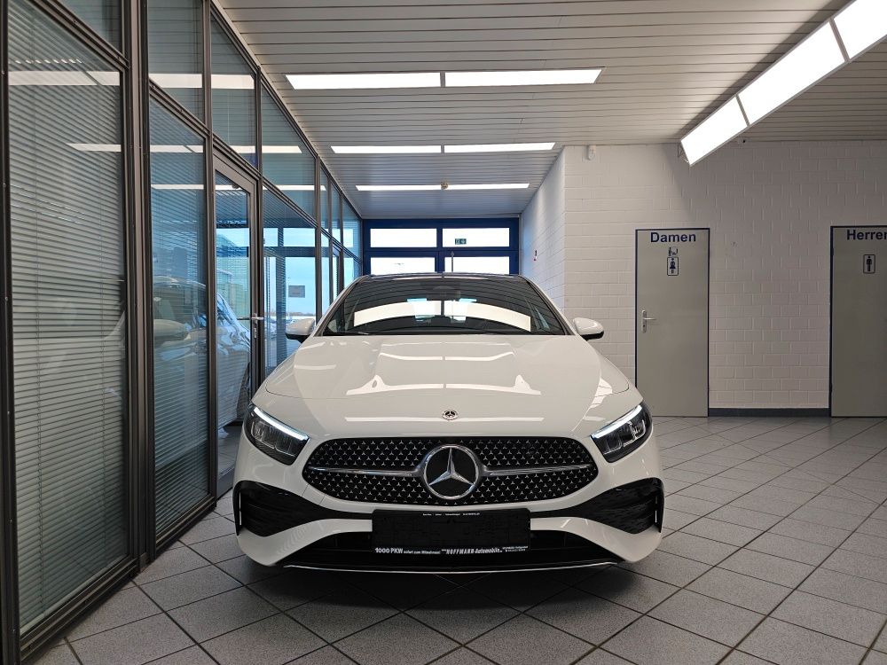 Mercedes-Benz A 180 2025