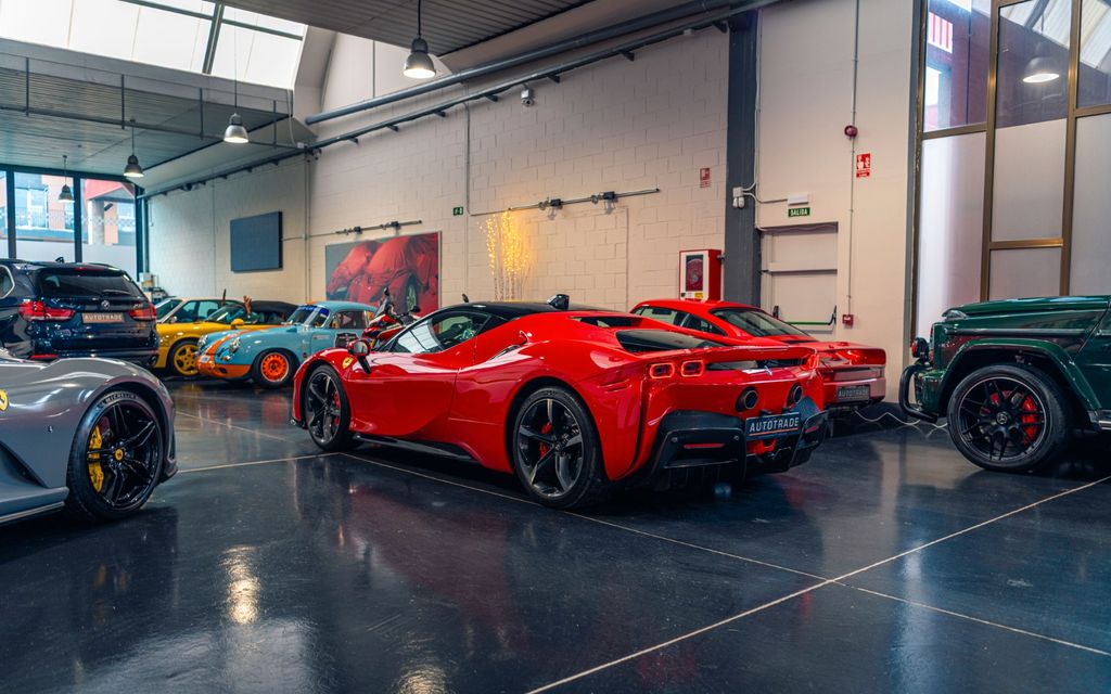 Ferrari SF90 2021