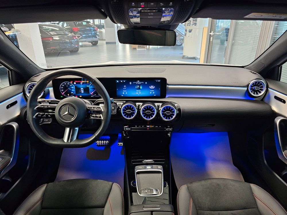 Mercedes-Benz A 180 2024