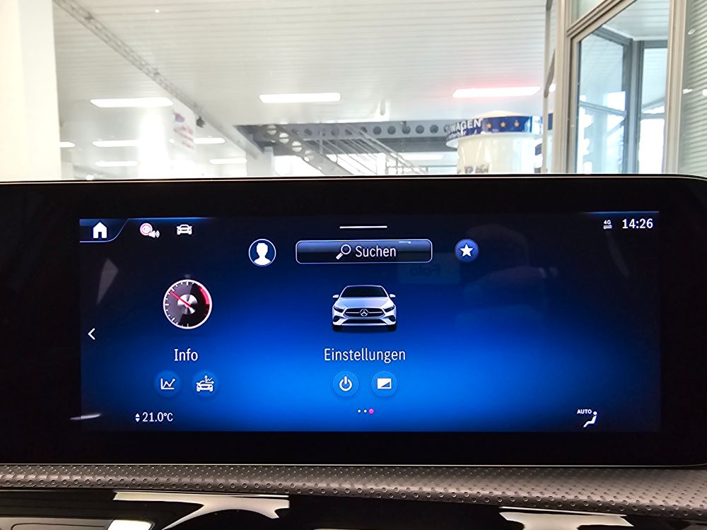 Mercedes-Benz A 180 2025