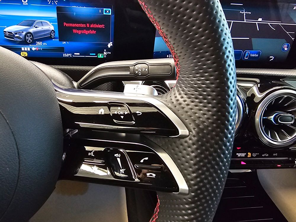 Mercedes-Benz A 180 2025