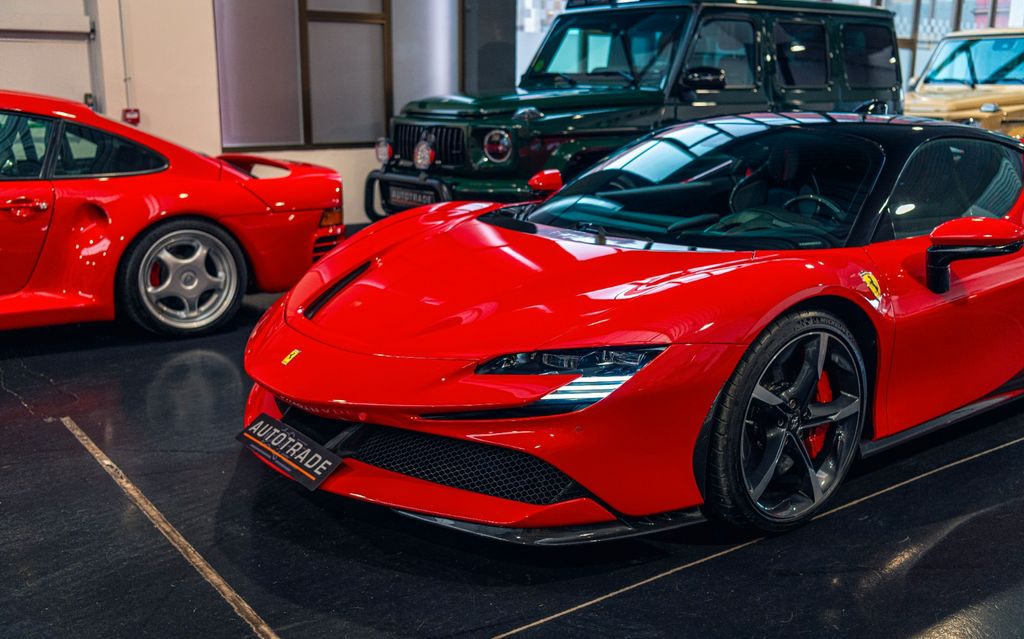 Ferrari SF90 2021