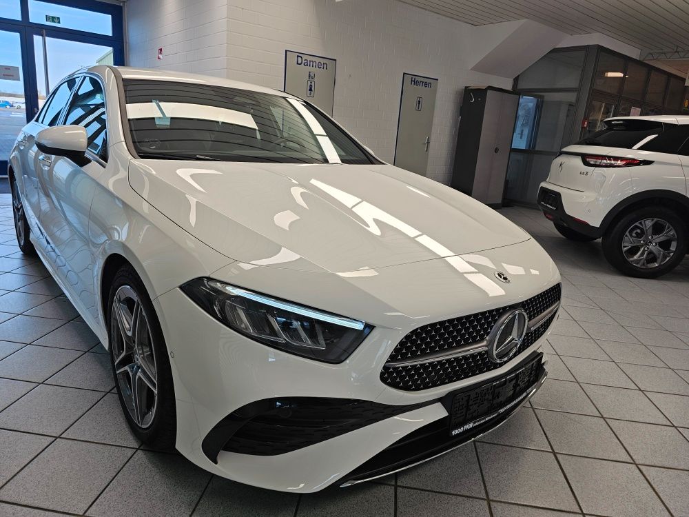 Mercedes-Benz A 180 2025