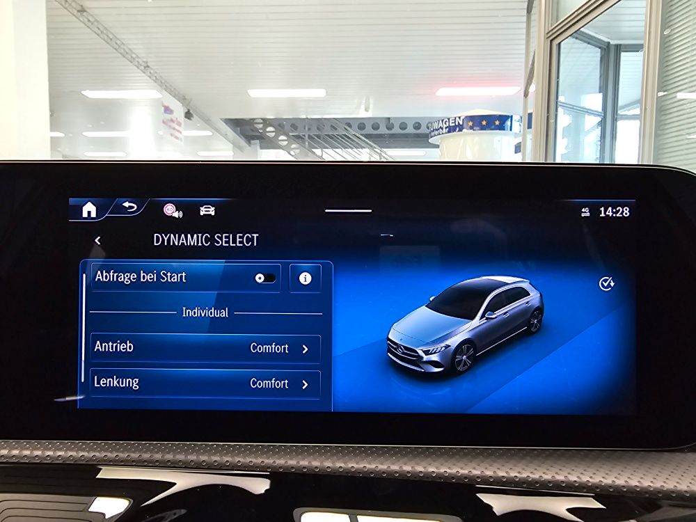 Mercedes-Benz A 180 2025